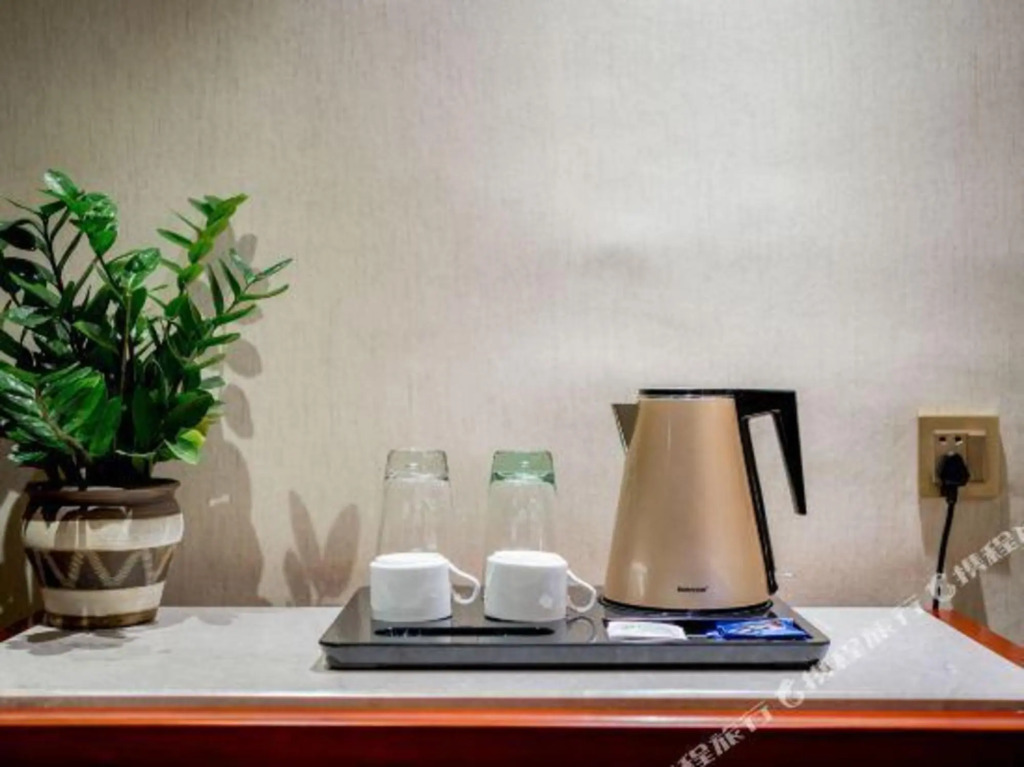 Каили: Harmonious Qianjin Hotel