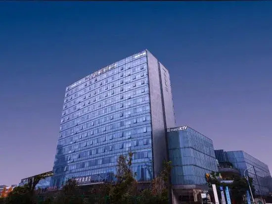 Шаоксинг: ZhuJi MuChen Hotel (YongLi Square Store)