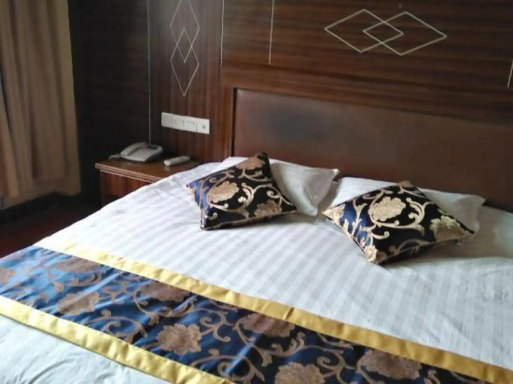 Ханчжоу: Tonglu hualian hotel