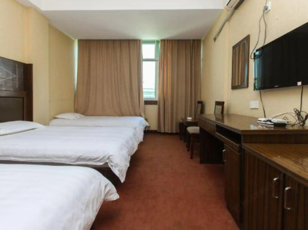 Ханчжоу: Tonglu hualian hotel