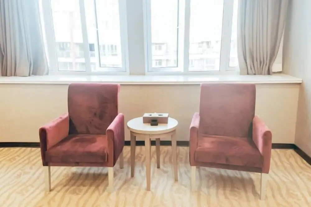 Эньши: Holiday Inn Hexinyuan