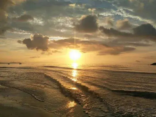 Хойчжоу: Honghai Bay Kanrichu Apartment