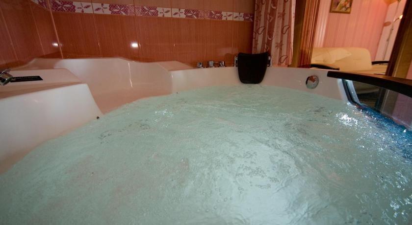 Красноярск: Zolotoy Strelets