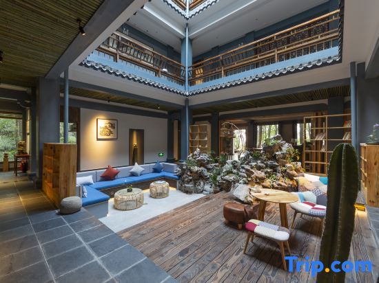 Хуаншань: Huangshan Xishuiyunjian Homestay