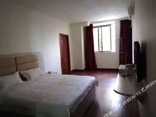 Джиангме: Heshan Jiahua Commercial and Residential Hotel