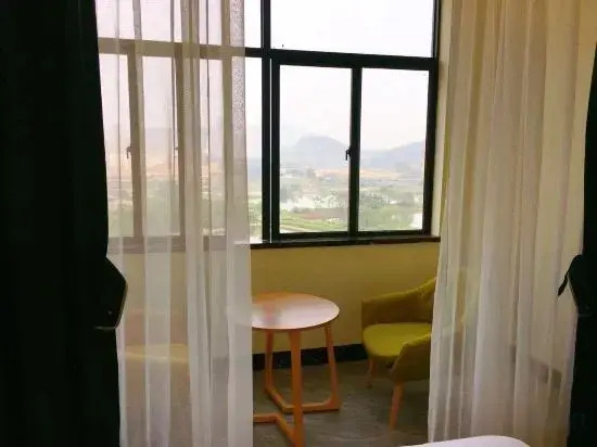 Чжаоцин: Xi'erdun Hotel