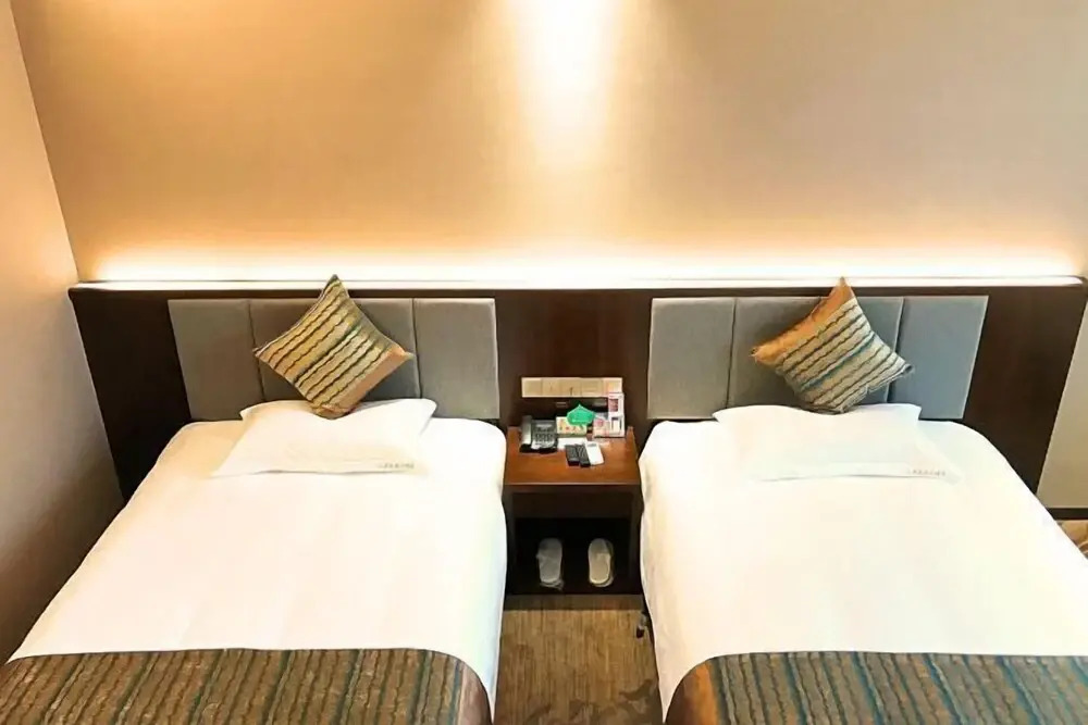 Хучжоу: Waterfront Garden Hotel