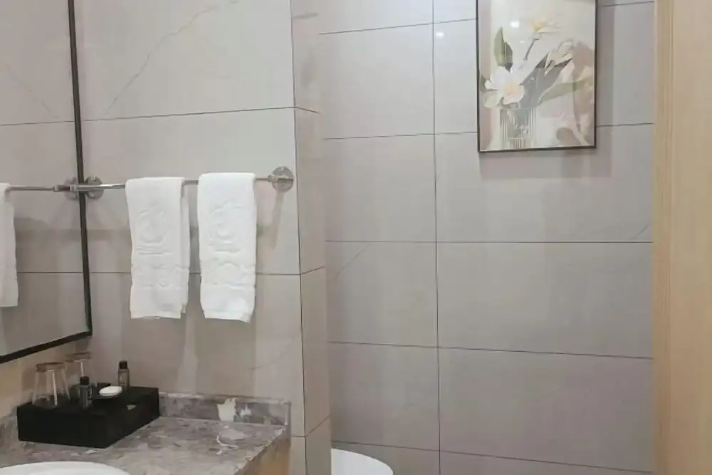 Хучжоу: Waterfront Garden Hotel