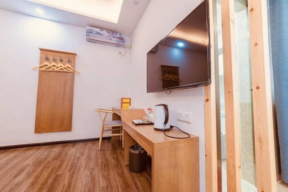 carousel image 1