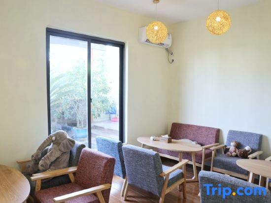 Гуйлинь: Aisi Homestay (Guangxi Normal University Yucai Campus)