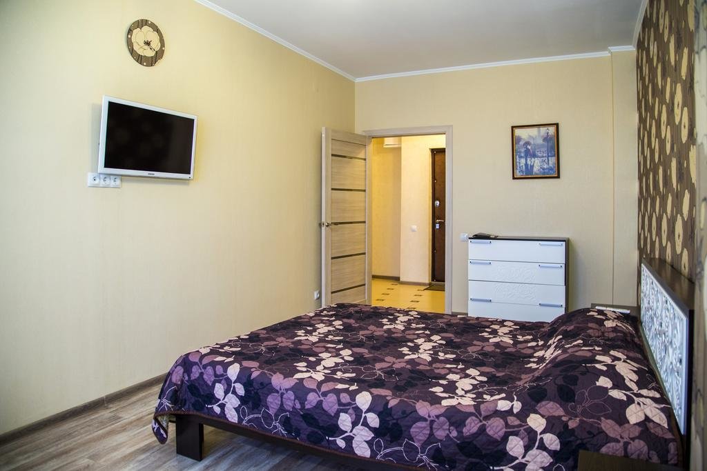 Красноярск: Apartment on 78 Dob. brigady, 40 by KrasStalker