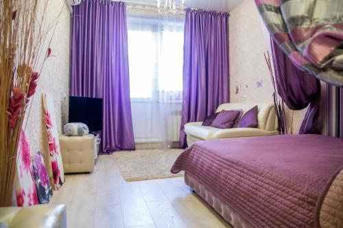 Красноярск: Apartment on Baturina, 20 by KrasStalker
