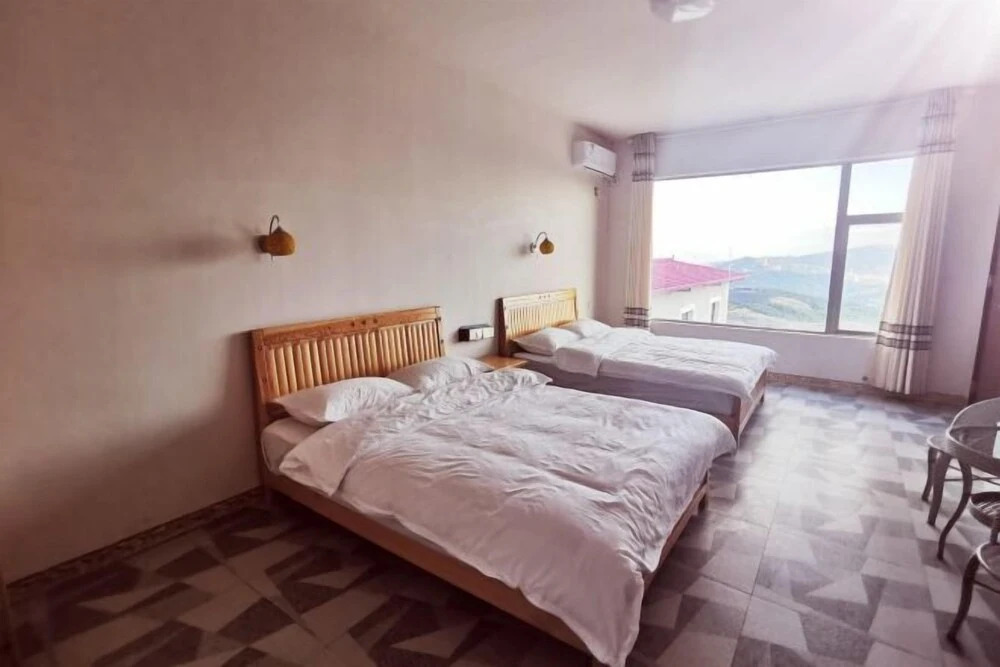 Куньмин: Hongtu Shengxia Hotel