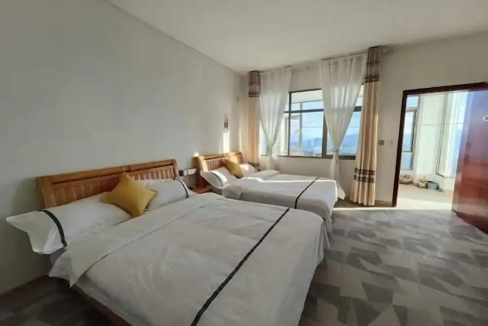 Куньмин: Hongtu Shengxia Hotel