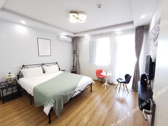 Шанхай: Shanghai corner boutique homestay