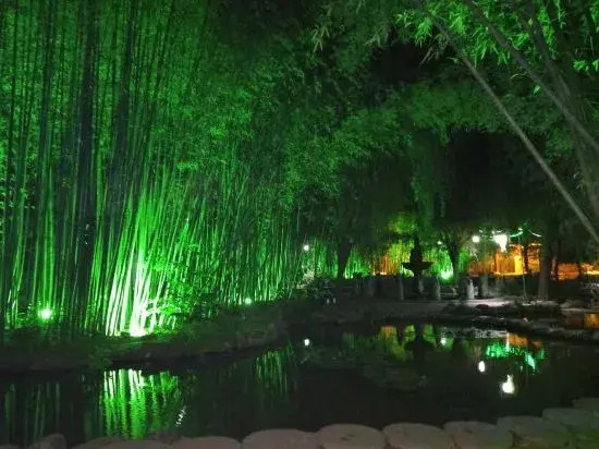 Линьи: Yinan Juquan Hotel