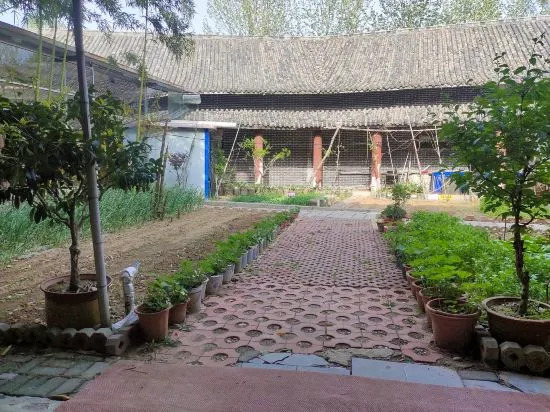 Линьи: Yinan Juquan Hotel