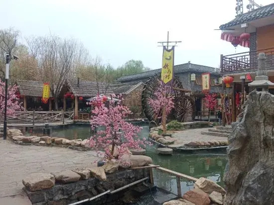 Линьи: Yinan Juquan Hotel