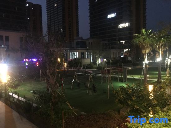 Хойчжоу: Huidong Yifan Resort Apartment