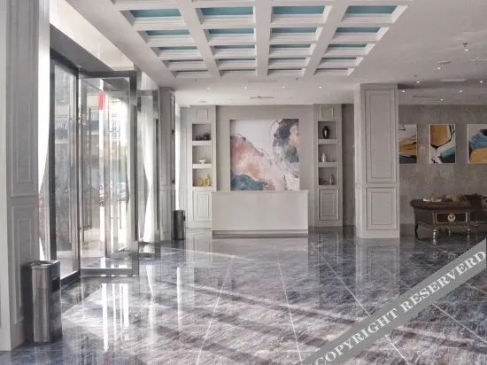 Лиши: Lano Hotel