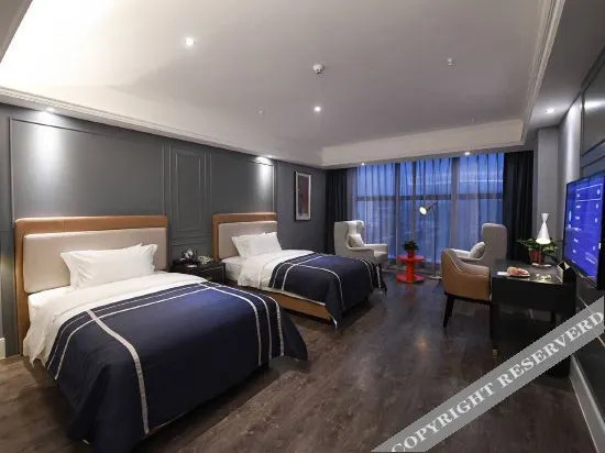 Лиши: Lano Hotel