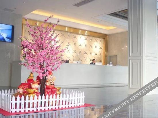 Лиши: Lano Hotel