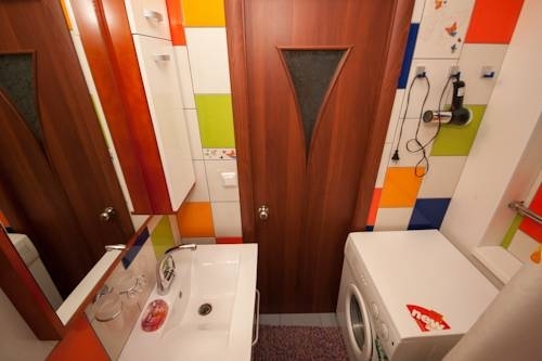 Красноярск: Kvartirov Apartmnets on Teatralnoy