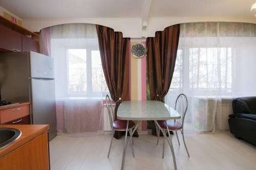 Красноярск: Kvartirov Apartmnets on Teatralnoy