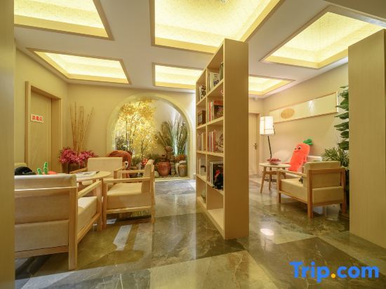 Фуян: Fuyang Moli Luhua Business Hotel (Fuyang ecological paradise store)