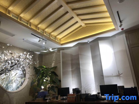 Фуян: Fuyang Moli Luhua Business Hotel (Fuyang ecological paradise store)