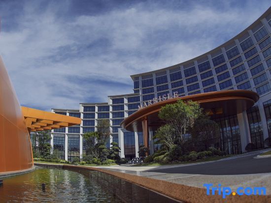 Уси: Marrisle Hotel