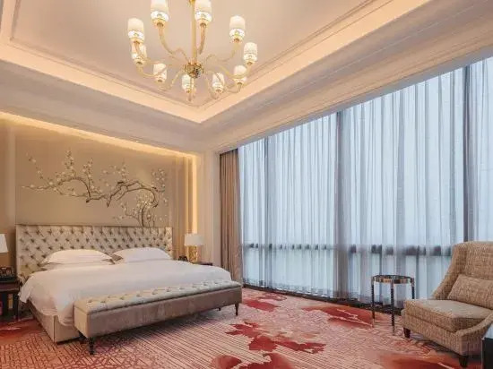 Уси: Marrisle Hotel