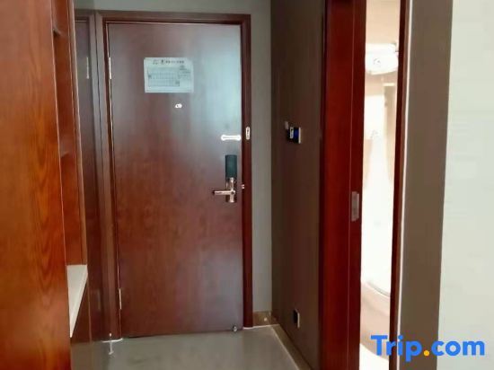 Турпан: Zhenxing Hotel