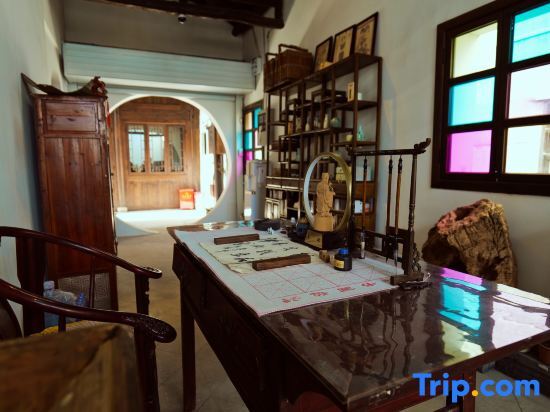 Лишуй: Jinglu Hostel