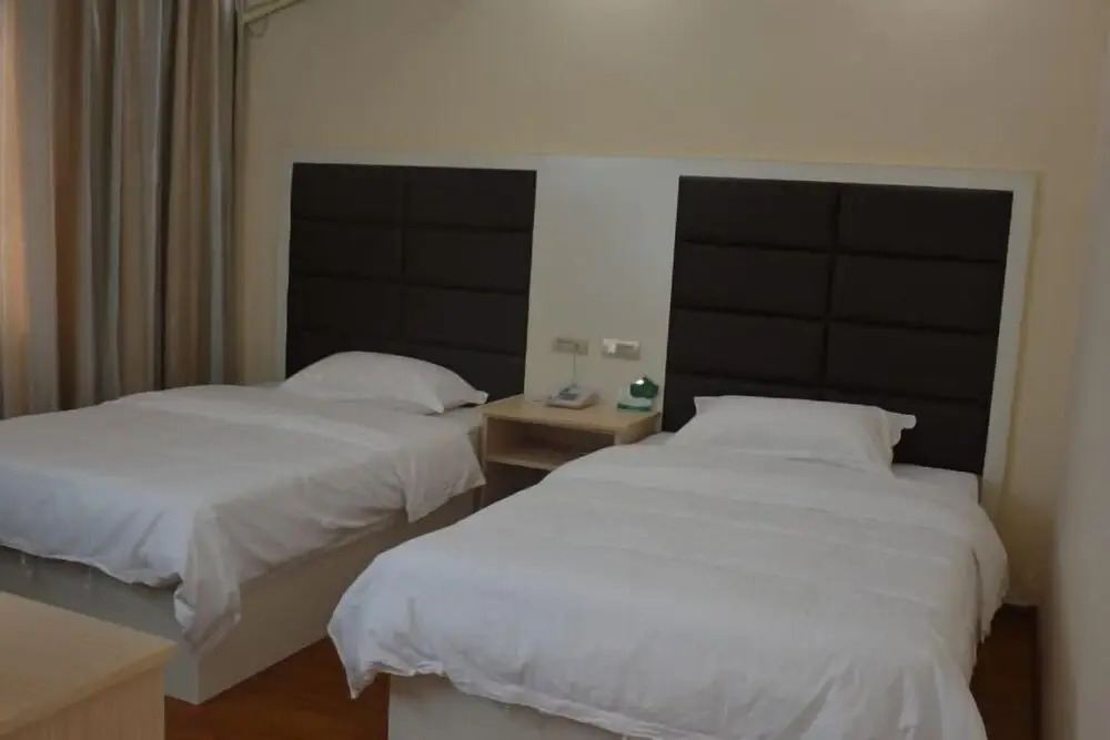 Конгджианг: Hongtu Business Hotel