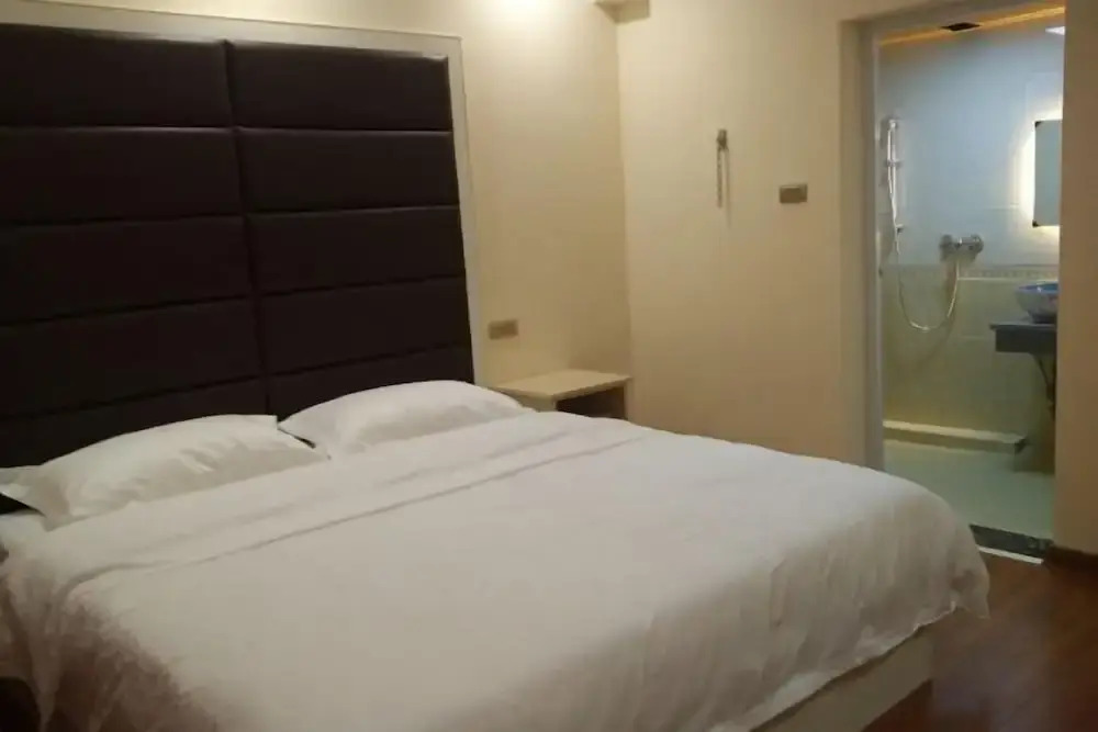 Конгджианг: Hongtu Business Hotel