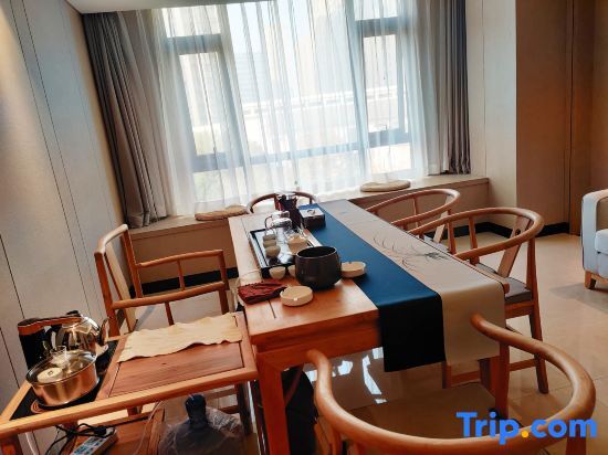 Чжэнчжоу: YueCheng Hotel