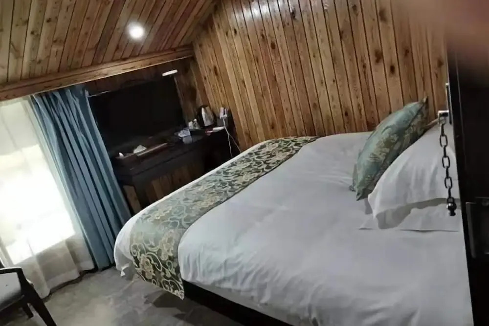 Лишуй: Shexiangju Hotel