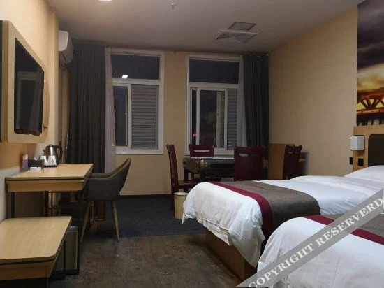 Хуанган: U Plus Hotel (Macheng South Railway Station)
