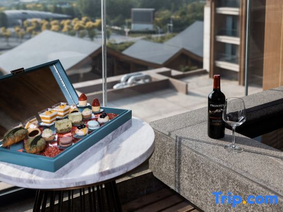 Пекин: Expo Serene Hotel Shiyuan