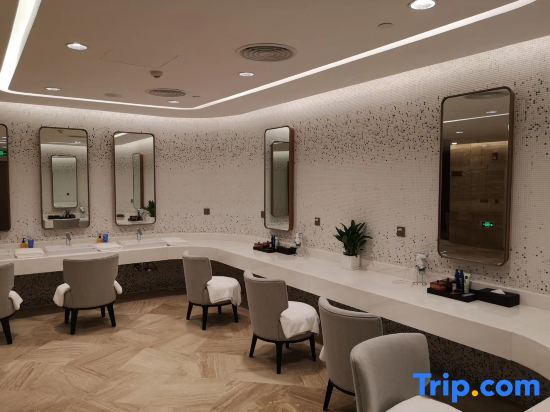 Пекин: Expo Serene Hotel Shiyuan