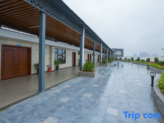 Наньнин: Sanfeng Hotel