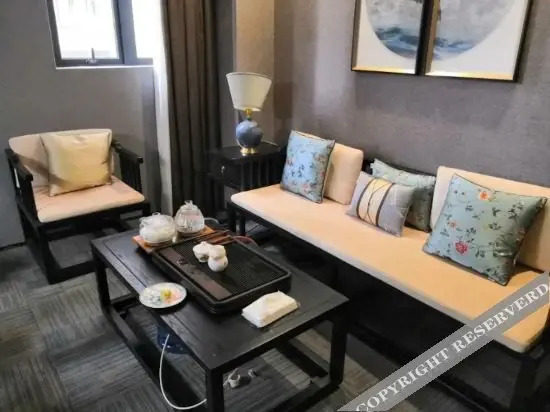 Хойчжоу: Glady Hotel