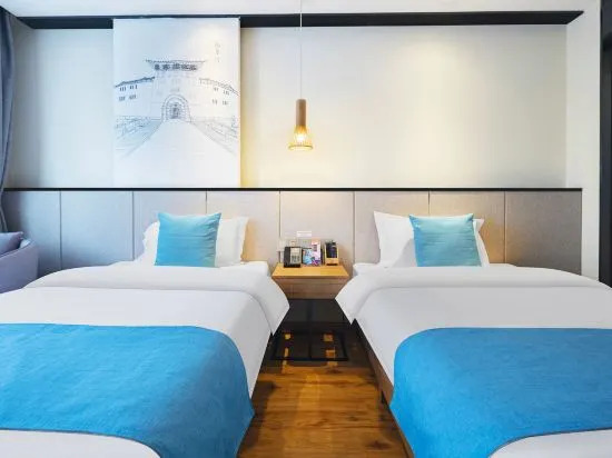 Лоян: Super 8 Hotel(Luoyang Xinduhui Store)