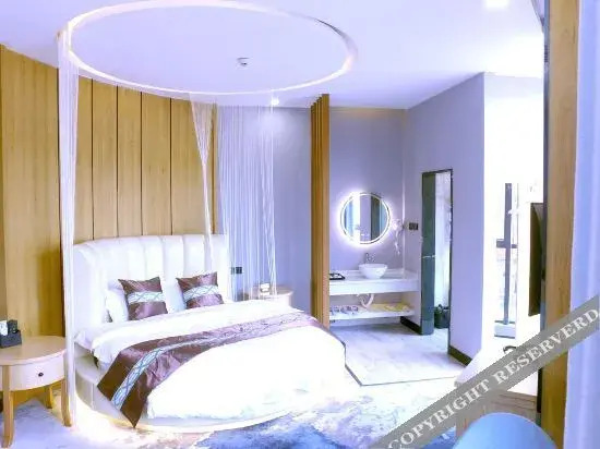 Цзуньи: Ji Da Hotel