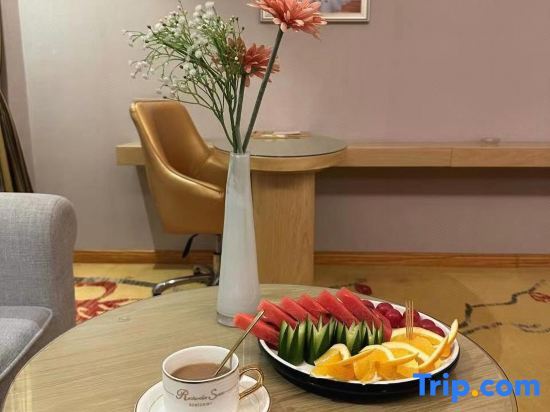 Линьи: Vienna Hotel (Mengyin Yunmeng Road)