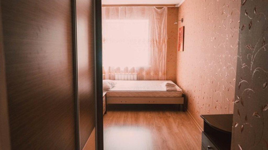 Красноярск: Апартаменты на Робеспьера 23