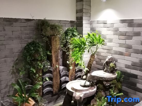 Гуйлинь: Jingshe Hostel
