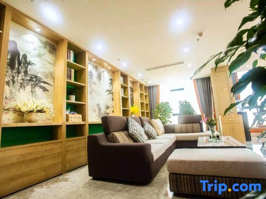 Синьян: Yafeng Hotel (Xinyang Libao Square Wanxiangcheng Branch)