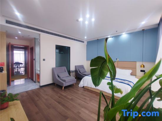Синьян: Yafeng Hotel (Xinyang Libao Square Wanxiangcheng Branch)